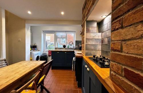 Old Town Hastings Casa | Hastings Old Town Tackleway privileged Sea Views whole house 3 beds