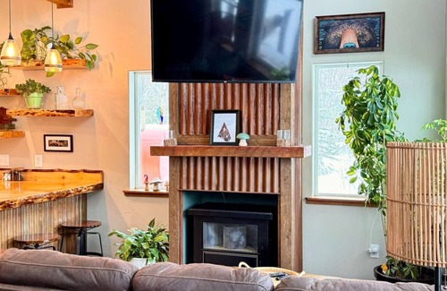 Fishhook Cabina | Hatcher Pass-Little Susitna Hideaway