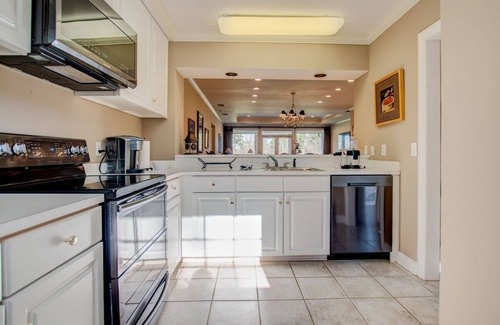 Chapel Hill Casa | Hatteras Cottage at the Governor's Club