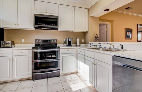 Chapel Hill Casa | Hatteras Cottage at the Governor's Club