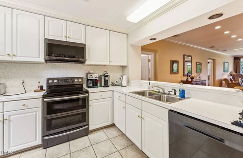 Chapel Hill Casa | Hatteras Cottage at Governor's Club