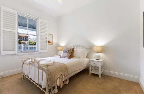 Leura Casa | Hatton Ville Fireplace Village 5 Minutes Gardens