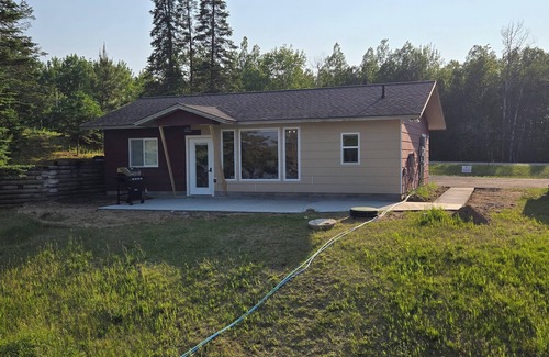 Longville Cabina | "Haufer Hall" - Charming 2-bedroom cabin on beautiful Little Boy Lake.