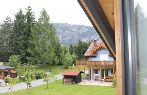 Arnoldstein Chalet De Esquí | Haus 3Ländereck AT-SLO-IT. Holiday in Austria, Slovenia and Italy at once.