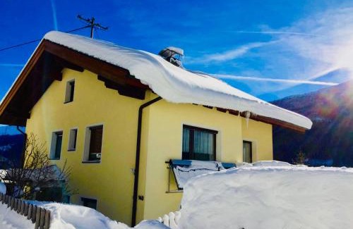 Trins Apartamento | Haus Alpenrose