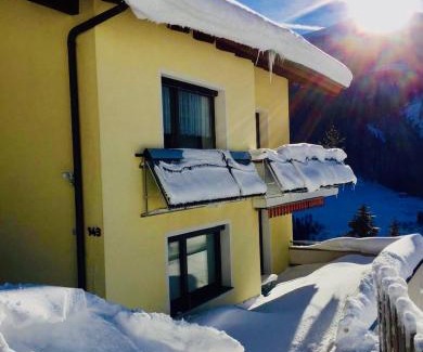 Trins Apartamento | Haus Alpenrose