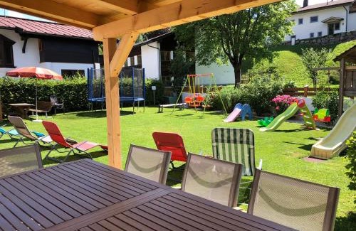 Fieberbrunn Apartamento | Haus Alton