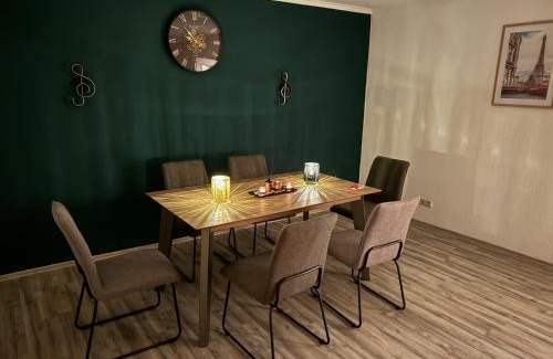 Duisburg Mitte Apartamento | Haus am Bahnhof