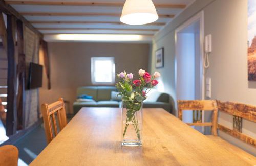 Monschau Apartamento | Haus am Fluss-Monschau
