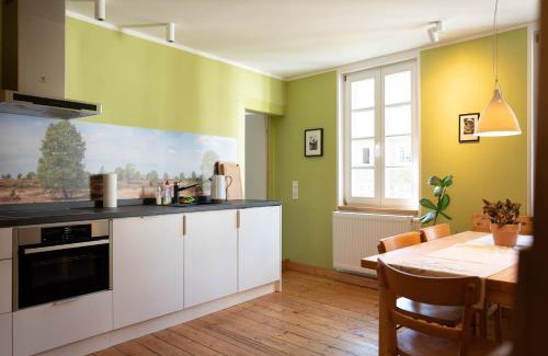 Monschau Apartamento | Haus am Fluss-Monschau