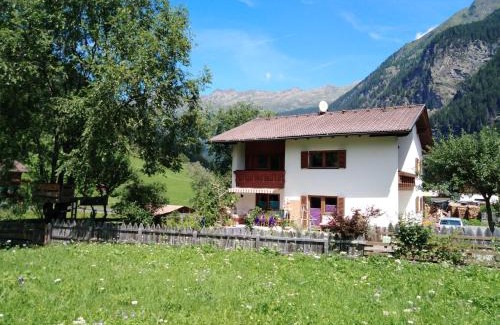 Kaunertal Apartamento | Haus am rechten Fleck
