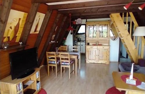 Waldkirchen Casa | Haus am See mit Fasssauna, Liegewiese und Grill