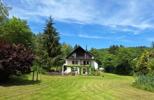 Monzelfeld Apartamento | Haus Annenberg