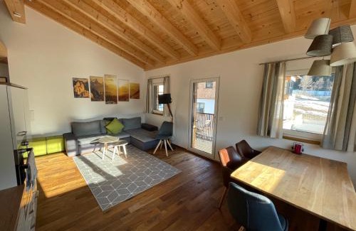 Pettneu am Arlberg Apartamento | Haus Anton lebt