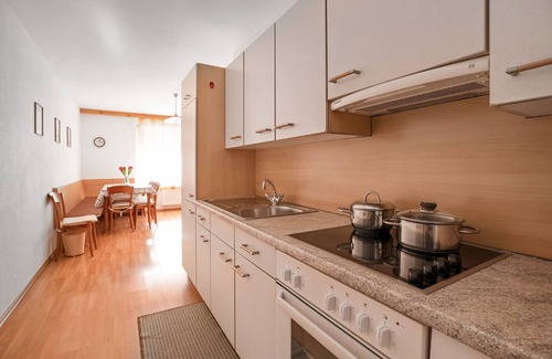 Valdaora di Sopra Apartamento | Haus Aue - Apartamento 1 con balcón, vistas a la montaña y Wi-Fi