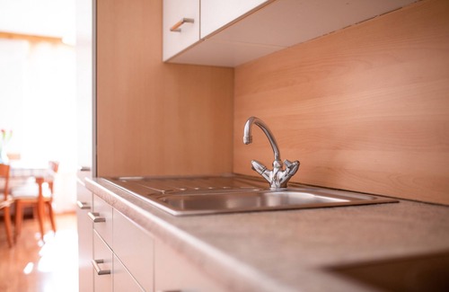 Valdaora di Sopra Apartamento | Haus Aue - Apartamento 1 con balcón, vistas a la montaña y Wi-Fi