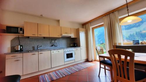 Tux Apartamento | Haus Ausblick