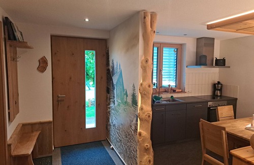 Gortipohl Apartamento | Haus Carmen, apartamento de vacaciones 4 Edelweiss ideal para familias con excelente mobiliario