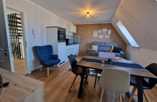 Albertsdorf Apartamento | Haus-Fehmarn-am-Dorfteich-|-Wohnung-2-West