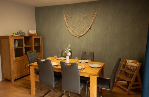 Wangerland Casa | Haus Figaro mit Hund