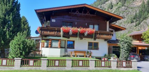 Unterlaengenfeld Apartamento | Haus Helene Prantl