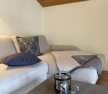 Sonnen Apartamento | Haus Hochland - Großzügige Alpenwohnung im Dachgeschoss