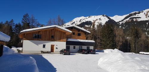 Bach Apartamento | Haus Huber