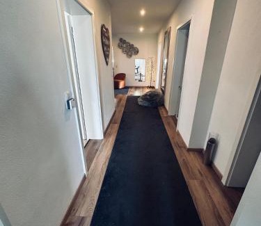 Burgrieden Villa | Haus in Laupheim - 6 Personen - Whirlpool - Garten - 3 Zimmer