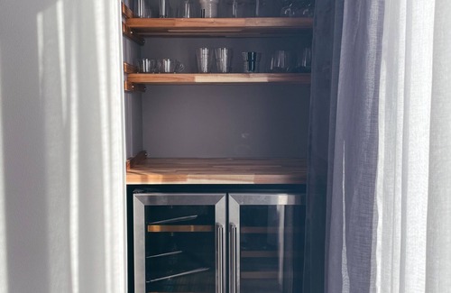 Prescott Casa | haus - Industrial Chic Oakland Townhome