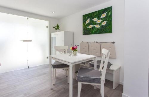 Kuehlungsborn Apartamento | Haus Krischanweg