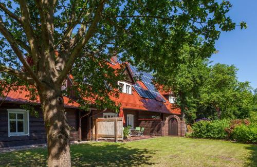 Burg Apartamento | Haus Lutki