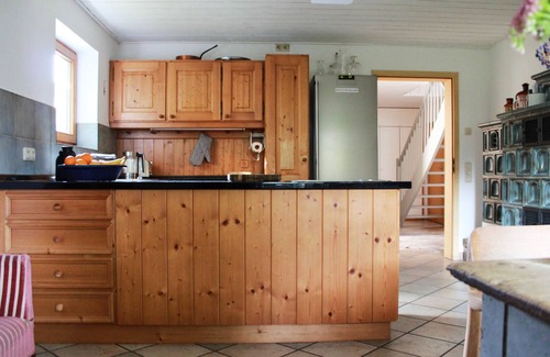Diessen am Ammersee Casa | Casa con jardín, 4 habitaciones, 2 baños, 151 m2.