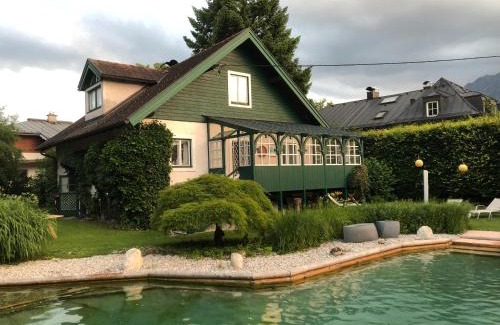 Anif Casa | Haus mit Sauna und privatem Badeteich in Anif bei Salzburg