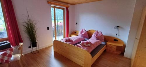 Baierdorf Apartamento | Haus Nandita