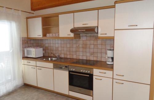 Flachau Apartamento | Haus Ottilie