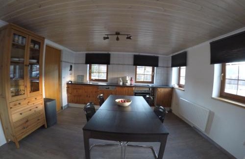 Russbach am Pass Gschuett Apartamento | Haus Pistenblick