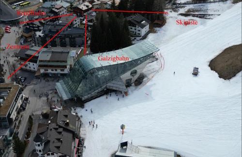 Sankt Anton am Arlberg Apartamento | Haus Richard Falch - Inklusive Premium-Sommerkarte