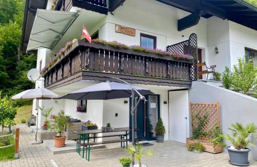 Obertraun Cama Y Desayuno | Haus Salzkristall