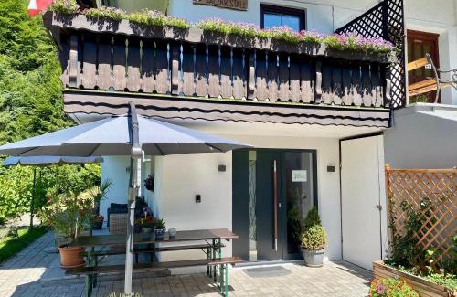 Obertraun Cama Y Desayuno | Haus Salzkristall