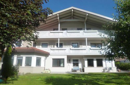 San Lorenzo di Sebato Apartamento | Haus Schönblick