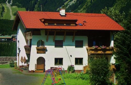 Berwang Apartamento | Haus Schöne Aussicht