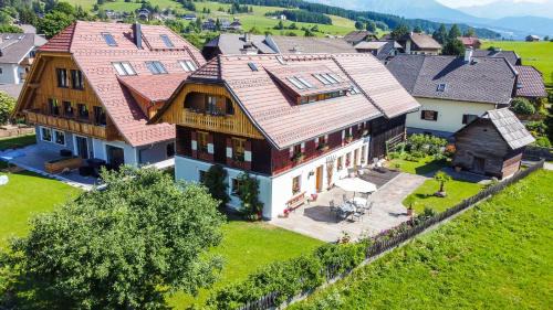 Mauterndorf Apartamento | Haus Schitter