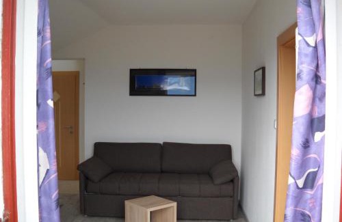 Caldaro Sulla Strada del Vino Apartamento | Haus Tirol