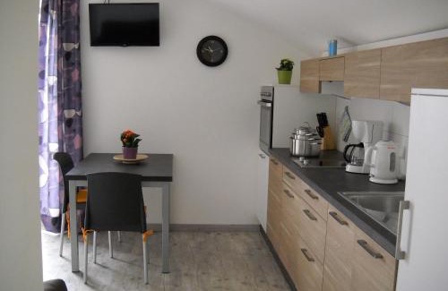 Caldaro Sulla Strada del Vino Apartamento | Haus Tirol