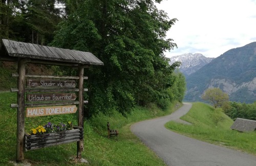 Dellach im Drautal Apartamento | Haus Tonelehof