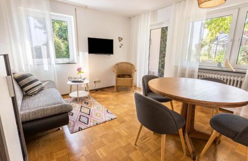 Gaienhofen Apartamento | Haus Unterseeblick - Rosengarten