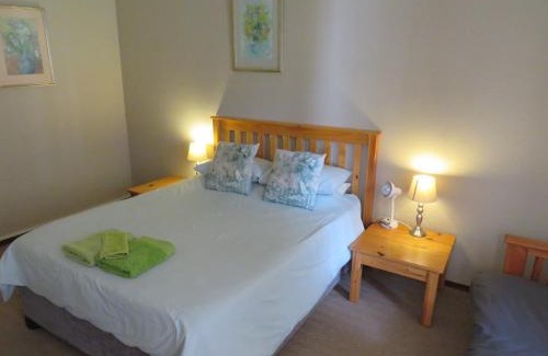 Oudtshoorn Apartamento | Haus Victoria Self Catering Cottages