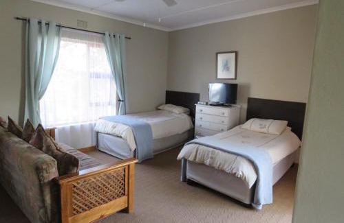 Oudtshoorn Apartamento | Haus Victoria Self Catering Cottages