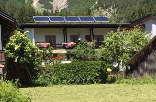 Pettneu am Arlberg Apartamento | Haus Walch
