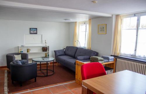 Ermatingen Apartamento | Haus zum Schiff